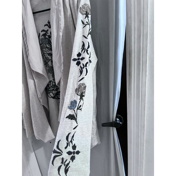 Zenergy by Chicos Floral Embroidered Open Front Cardigan, Sz. 2(L/12) - Picture 4 of 9